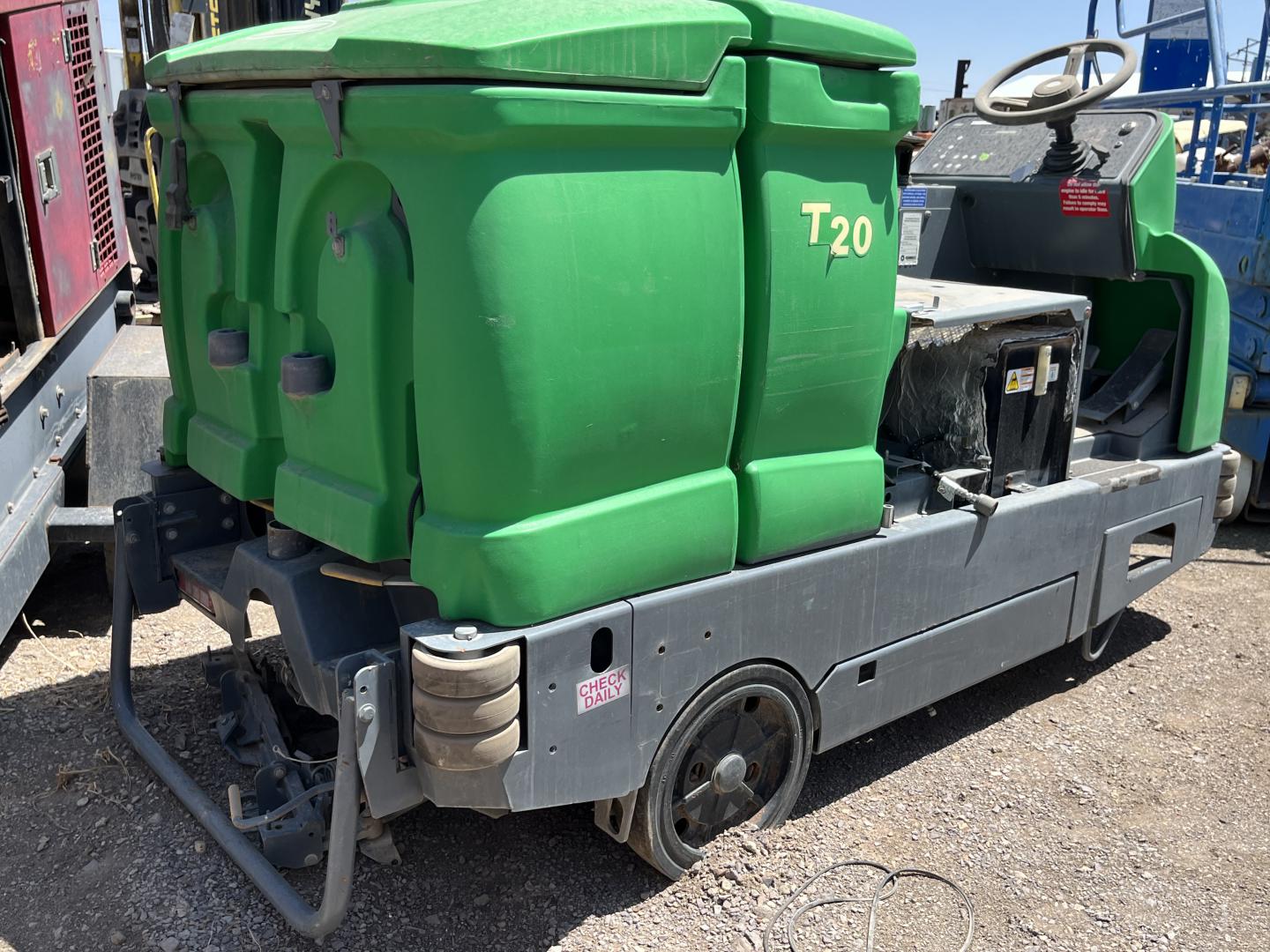 ./imagenes/INVOICE/2019/15114/BARREDORA INDUSTRIAL TENNANT T20 (1).JPG